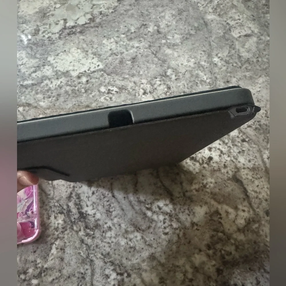Zagg Gray Tablet Keyboard Folio - sku zkb105pkb34